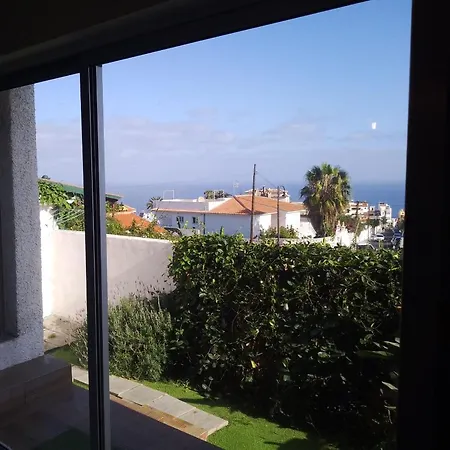Moon In The Garden Apartment *