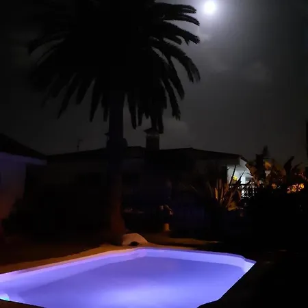 Moon In The Garden Apartment *